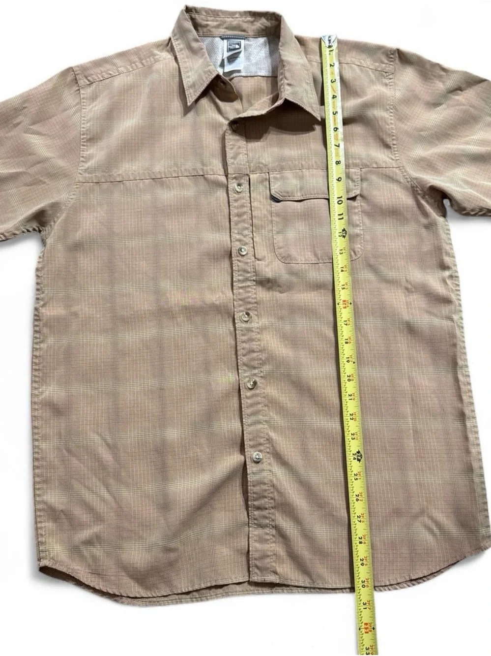 The North Face Men's Short-Sleeve Button-Up Shirt in Tan Plaid